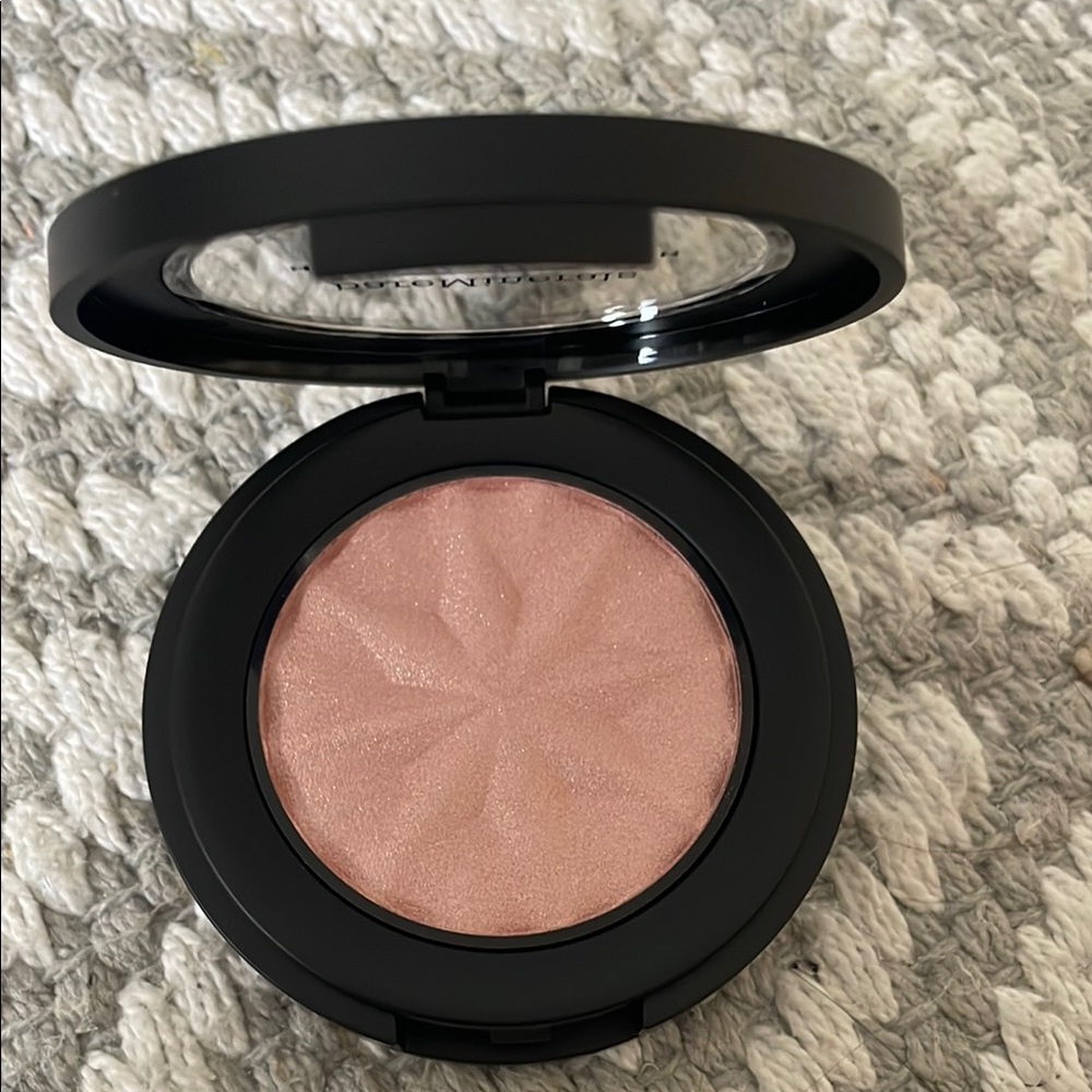 Bare minerals gen nude highlighting blush